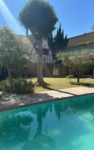 Casa de condomínio à venda com 342m², 2 quartos e 4 vagasPiscina