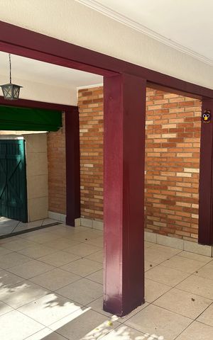 Casa de condomínio à venda com 342m², 2 quartos e 4 vagasGaragem