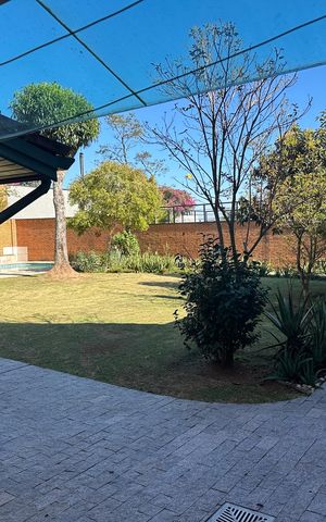 Casa de condomínio à venda com 342m², 2 quartos e 4 vagasÁrea externa