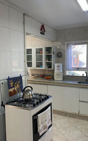 Casa de condomínio à venda com 342m², 2 quartos e 4 vagasCozinha