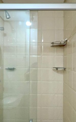 Apartamento para alugar com 60m², 2 quartos e 1 vaga Apartamento para alugar com 60m², 2 quartos e 1 vagaBanheiro