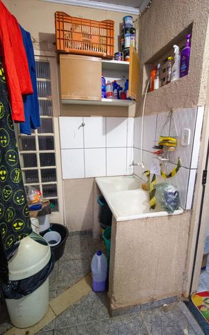 Casa à venda com 250m², 5 quartos e 3 vagasÁrea de serviço