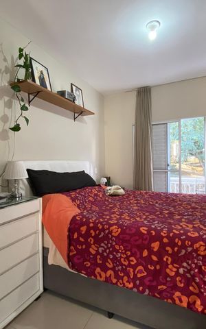 Casa à venda com 98m², 3 quartos e 2 vagas Casa à venda com 98m², 3 quartos e 2 vagasQuarto