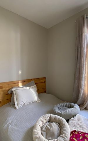 Casa à venda com 98m², 3 quartos e 2 vagas Casa à venda com 98m², 3 quartos e 2 vagasQuarto 2