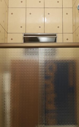 Casa à venda com 160m², 2 quartos e 4 vagasBanheiro 3- Garagem