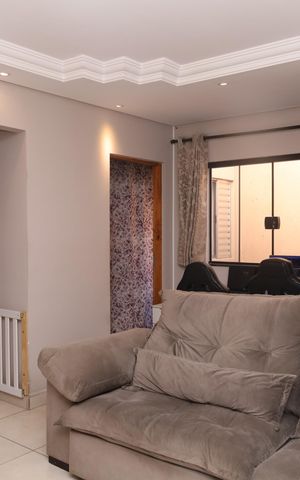 Casa à venda com 160m², 2 quartos e 4 vagasSala