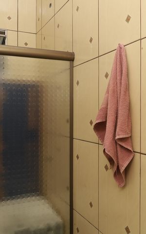 Casa à venda com 160m², 2 quartos e 4 vagasBanheiro 3 - Garagem