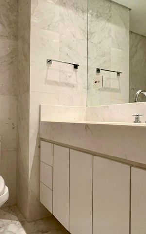 Apartamento à venda com 78m², 1 quarto e 2 vagasBanheiro da Suíte