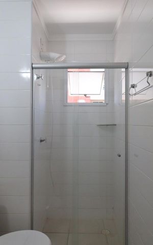Apartamento para alugar com 45m², 1 quarto e 1 vaga Apartamento para alugar com 45m², 1 quarto e 1 vagaBanheiro da Suíte