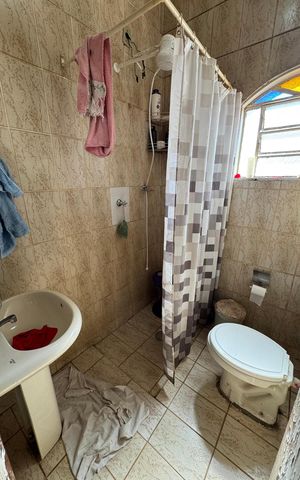 Casa para alugar com 197m², 4 quartos e 7 vagas