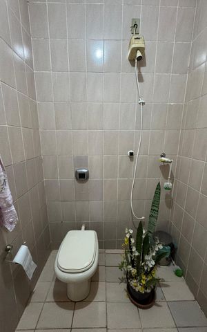 Casa para alugar com 197m², 4 quartos e 7 vagas