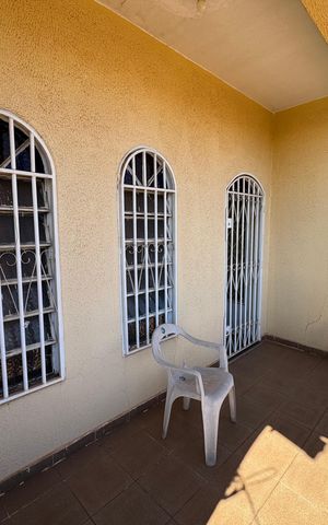 Casa para alugar com 197m², 4 quartos e 7 vagas