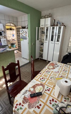 Casa para alugar com 197m², 4 quartos e 7 vagas