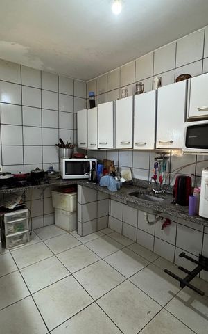 Casa para alugar com 197m², 4 quartos e 7 vagas