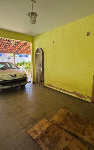 Casa para alugar com 197m², 4 quartos e 7 vagas