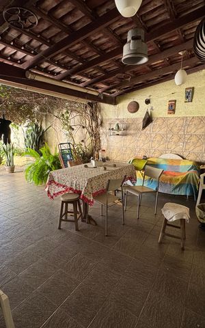 Casa para alugar com 197m², 4 quartos e 7 vagas