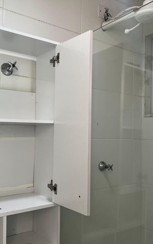Apartamento para alugar com 40m², 2 quartos e 1 vaga Apartamento para alugar com 40m², 2 quartos e 1 vagaBanheiro - armários