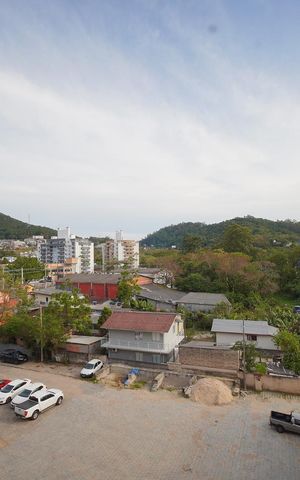 Apartamento para alugar com 70m², 2 quartos e 1 vagaSuite - vista