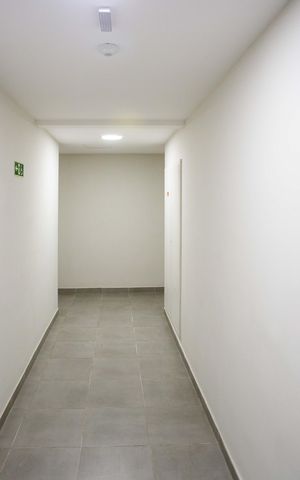 Apartamento para alugar com 37m², 2 quartos e 1 vagaHall de entrada