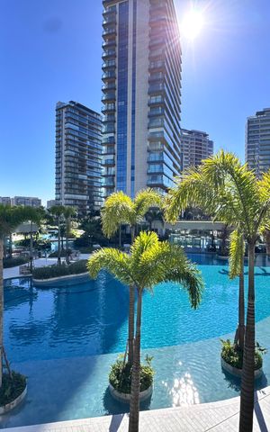 Apartamento à venda com 268m², 4 quartos e 4 vagas Apartamento à venda com 268m², 4 quartos e 4 vagasSuíte 3 - Varanda