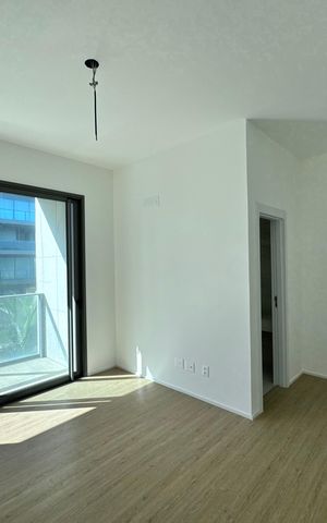 Apartamento à venda com 268m², 4 quartos e 4 vagas Apartamento à venda com 268m², 4 quartos e 4 vagasSuíte 3
