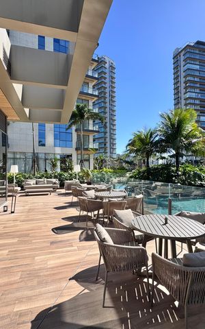 Apartamento à venda com 268m², 4 quartos e 4 vagas Apartamento à venda com 268m², 4 quartos e 4 vagasÁrea comum