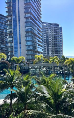 Apartamento à venda com 268m², 4 quartos e 4 vagas Apartamento à venda com 268m², 4 quartos e 4 vagasSuíte 1 - Varanda