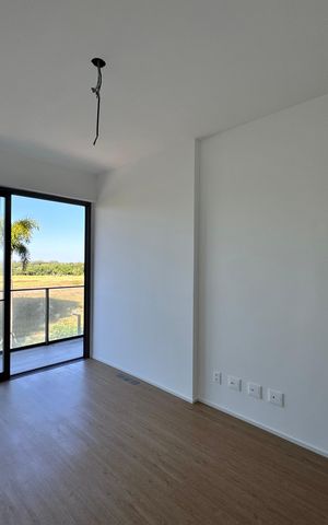Apartamento à venda com 268m², 4 quartos e 4 vagas Apartamento à venda com 268m², 4 quartos e 4 vagasSuíte 2