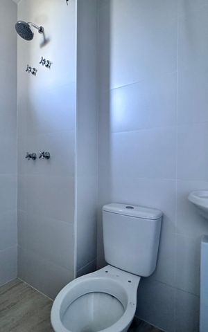 Apartamento à venda com 268m², 4 quartos e 4 vagas Apartamento à venda com 268m², 4 quartos e 4 vagasÁrea de Serviço - Banheiro