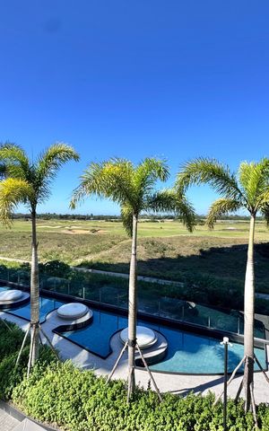 Apartamento à venda com 268m², 4 quartos e 4 vagas Apartamento à venda com 268m², 4 quartos e 4 vagasVaranda - Vista