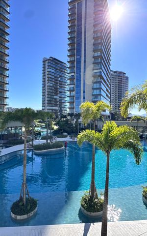 Apartamento à venda com 268m², 4 quartos e 4 vagas Apartamento à venda com 268m², 4 quartos e 4 vagasSuíte 3 - Varanda