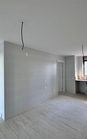 Apartamento à venda com 268m², 4 quartos e 4 vagas Apartamento à venda com 268m², 4 quartos e 4 vagasÁrea de Serviço