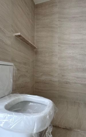 Apartamento à venda com 268m², 4 quartos e 4 vagas Apartamento à venda com 268m², 4 quartos e 4 vagasSuíte 2 - Banheiro
