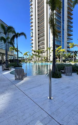 Apartamento à venda com 268m², 4 quartos e 4 vagas Apartamento à venda com 268m², 4 quartos e 4 vagasÁrea comum