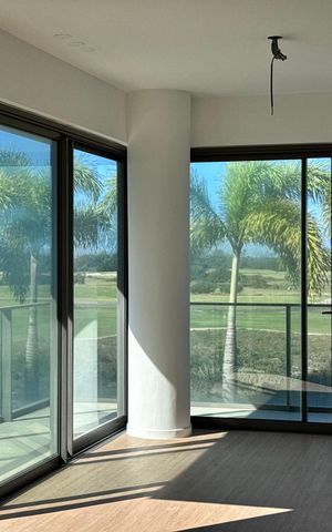 Apartamento à venda com 268m², 4 quartos e 4 vagas Apartamento à venda com 268m², 4 quartos e 4 vagasSuíte 1