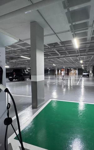Apartamento à venda com 268m², 4 quartos e 4 vagas Apartamento à venda com 268m², 4 quartos e 4 vagasÁrea comum