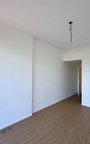 Apartamento à venda com 268m², 4 quartos e 4 vagas Apartamento à venda com 268m², 4 quartos e 4 vagasSuíte 2