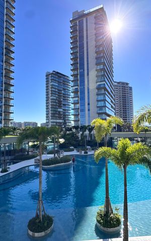 Apartamento à venda com 268m², 4 quartos e 4 vagas Apartamento à venda com 268m², 4 quartos e 4 vagasSuíte 3 - Varanda
