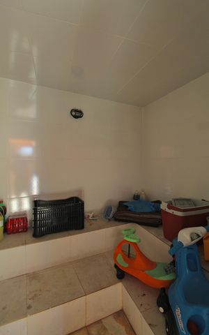 Casa à venda com 756m², 4 quartos e 4 vagasSauna