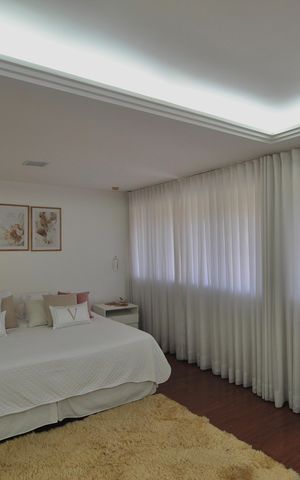 Casa à venda com 756m², 4 quartos e 4 vagasSuite