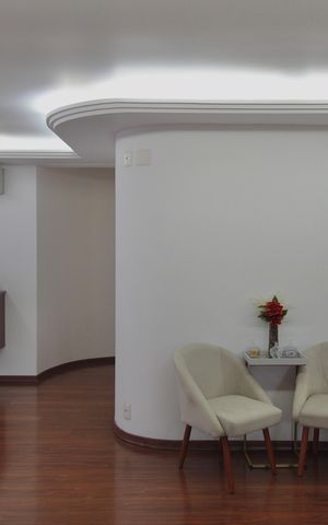 Casa à venda com 756m², 4 quartos e 4 vagasSuite