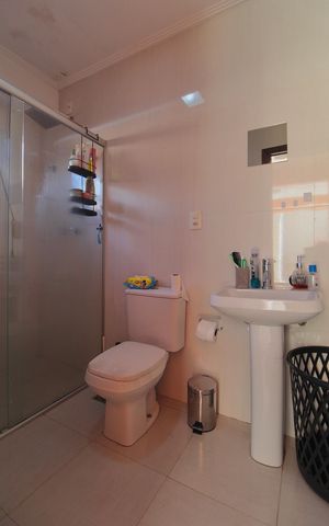 Casa à venda com 756m², 4 quartos e 4 vagasBanheiro Social 2