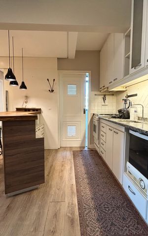 Apartamento para alugar com 106m², 2 quartos e 1 vaga Apartamento para alugar com 106m², 2 quartos e 1 vagaCozinha