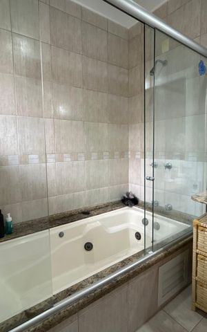 Casa de condomínio para alugar com 114m², 3 quartos e 2 vagas Casa de condomínio para alugar com 114m², 3 quartos e 2 vagasBanheiro suíte 2