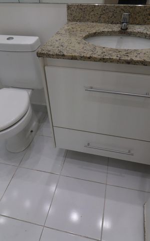 Apartamento para alugar com 61m², 2 quartos e 1 vagaBanheiro