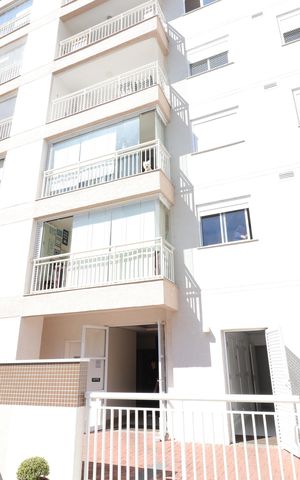 Apartamento para alugar com 61m², 2 quartos e 1 vagaFachada do bloco