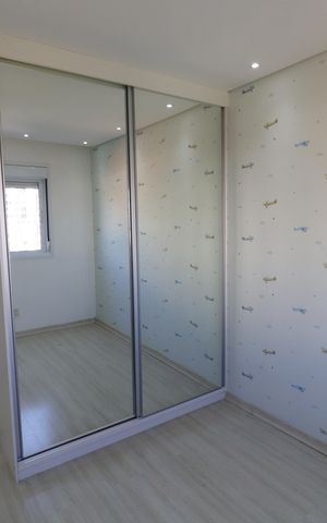 Apartamento para alugar com 61m², 2 quartos e 1 vagaQuarto - Armários