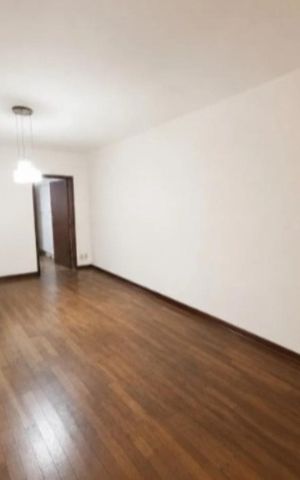 Casa à venda com 230m², 3 quartos e 2 vagasSala