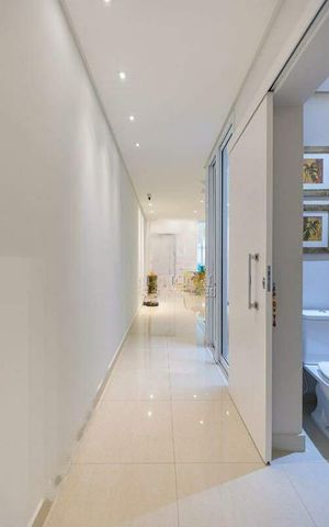 Casa à venda com 372m², 4 quartos e 4 vagas