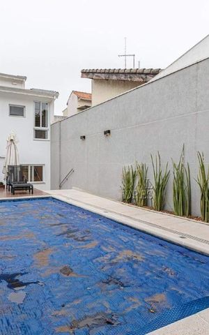 Casa à venda com 372m², 4 quartos e 4 vagas